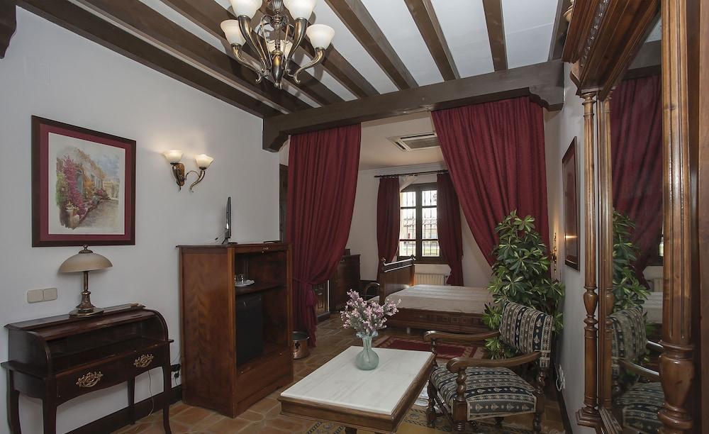 فندق Vettonia Ávila المظهر الخارجي الصورة