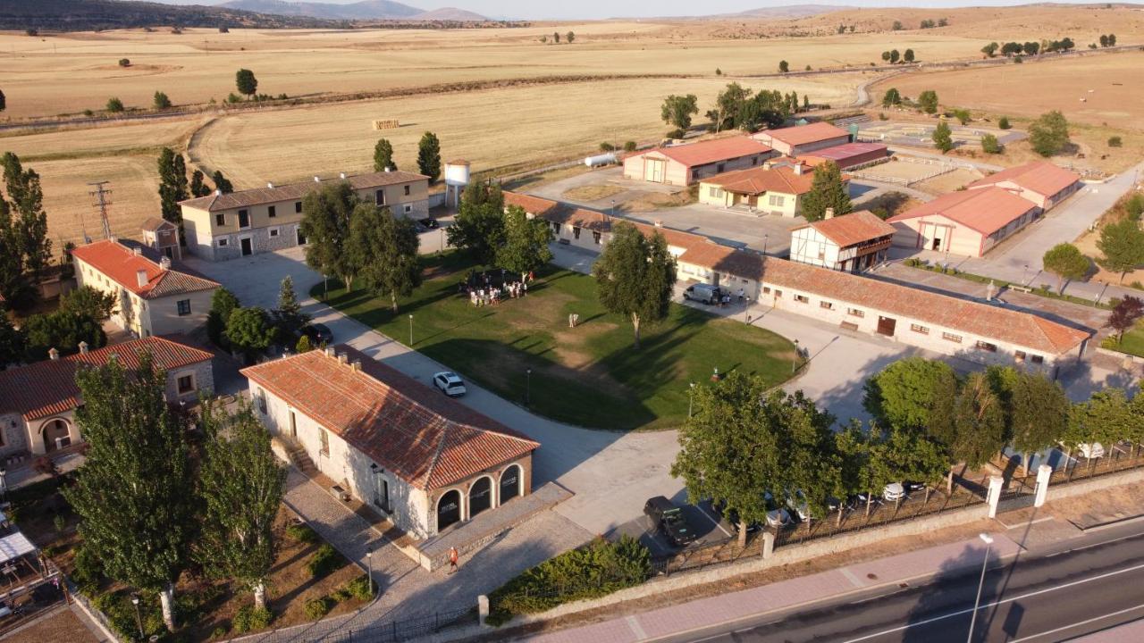 فندق Vettonia Ávila المظهر الخارجي الصورة